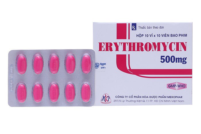 Erythromycin 500 mg, uống 4 lần/ngày trong 7 ngày, uống sau ăn